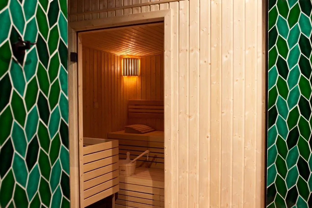 Arche Dwor Uphagena Gdansk Aparthotel 4*,  Poland